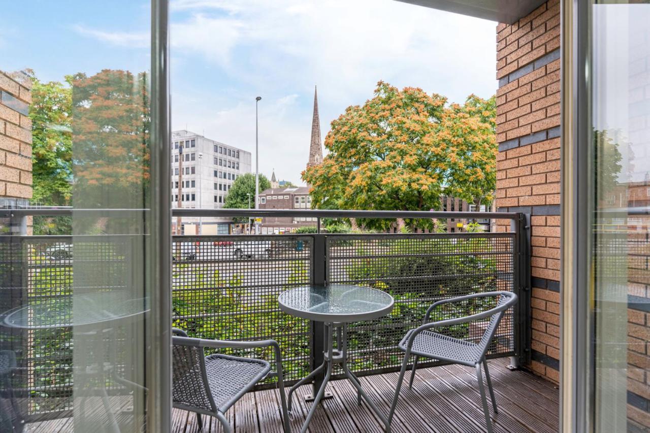 Riley House Spacious City Apartment โคเวนทรี ภายนอก รูปภาพ